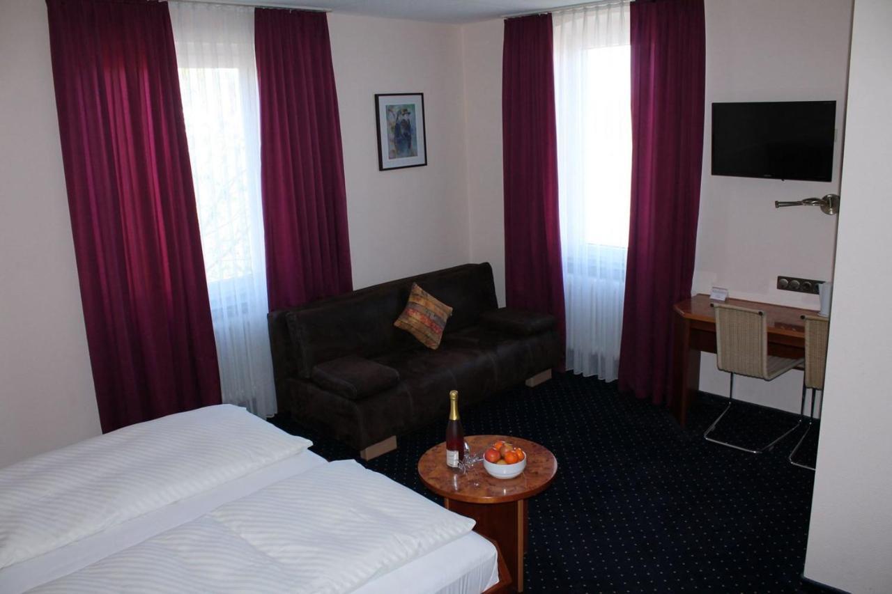 Hotel Adlerhof Tauberbischofsheim Exteriör bild
